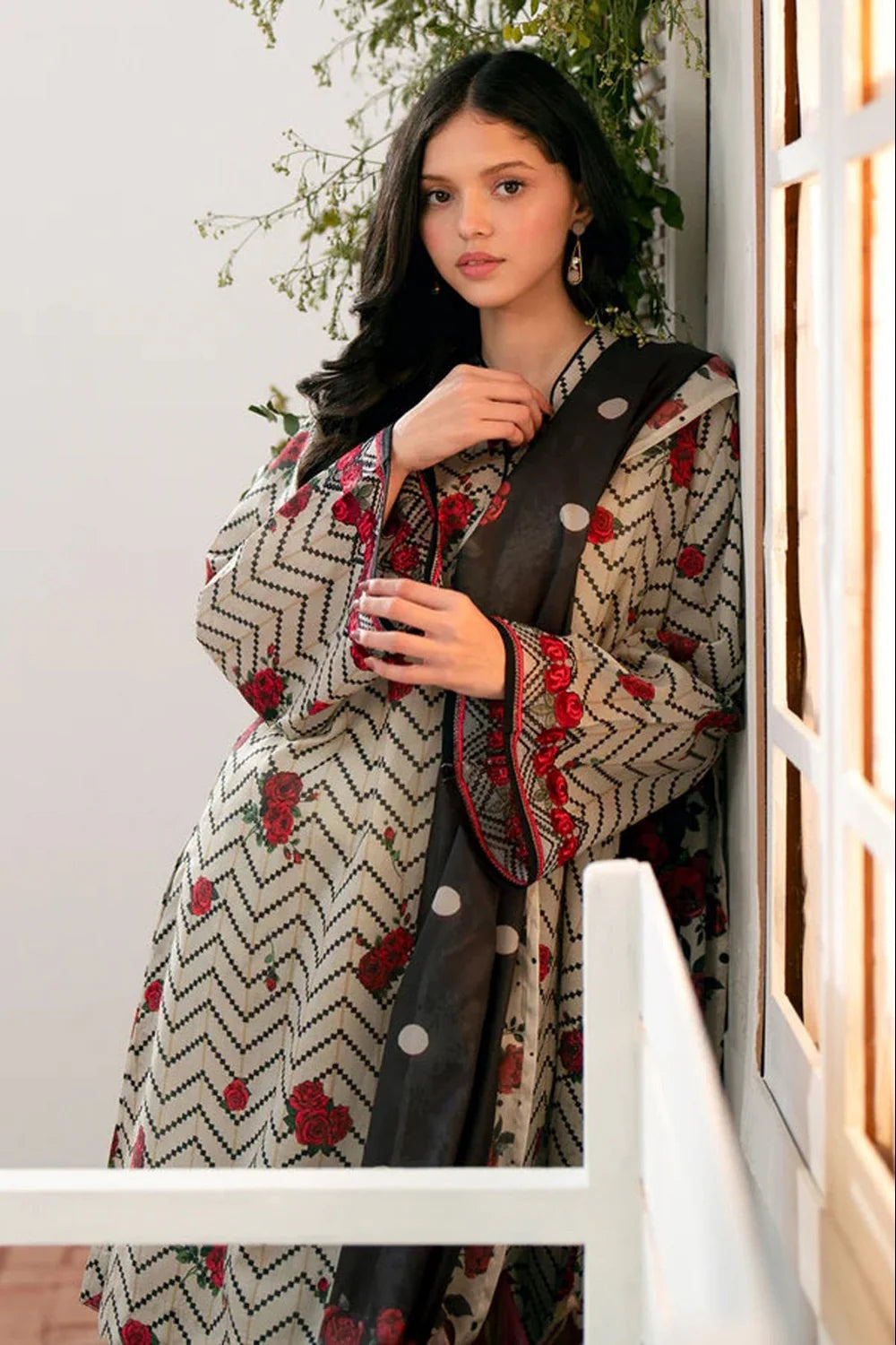 Unstitched Digital Printed Lawn 3Pc Suit