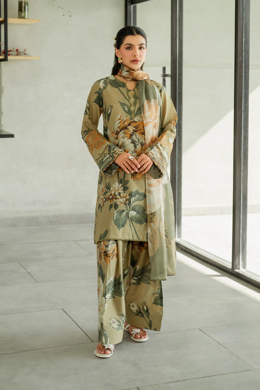 Unstitched Digital Printed Lawn 3Pc Suit