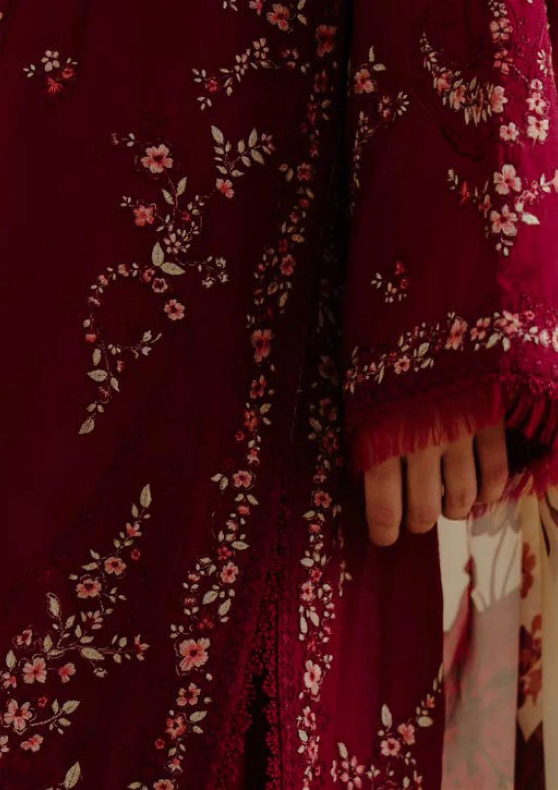 Unstitched Embroidered Winter 3Pc Suit