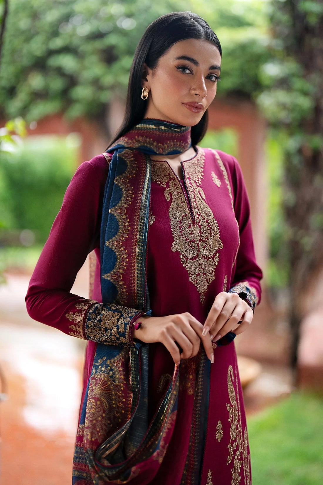 Unstitched Embroidered Winter 3Pc Suit