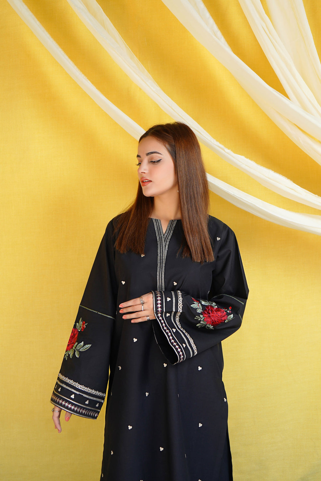 Unstitched Embroidered Lawn 2Pc Suit