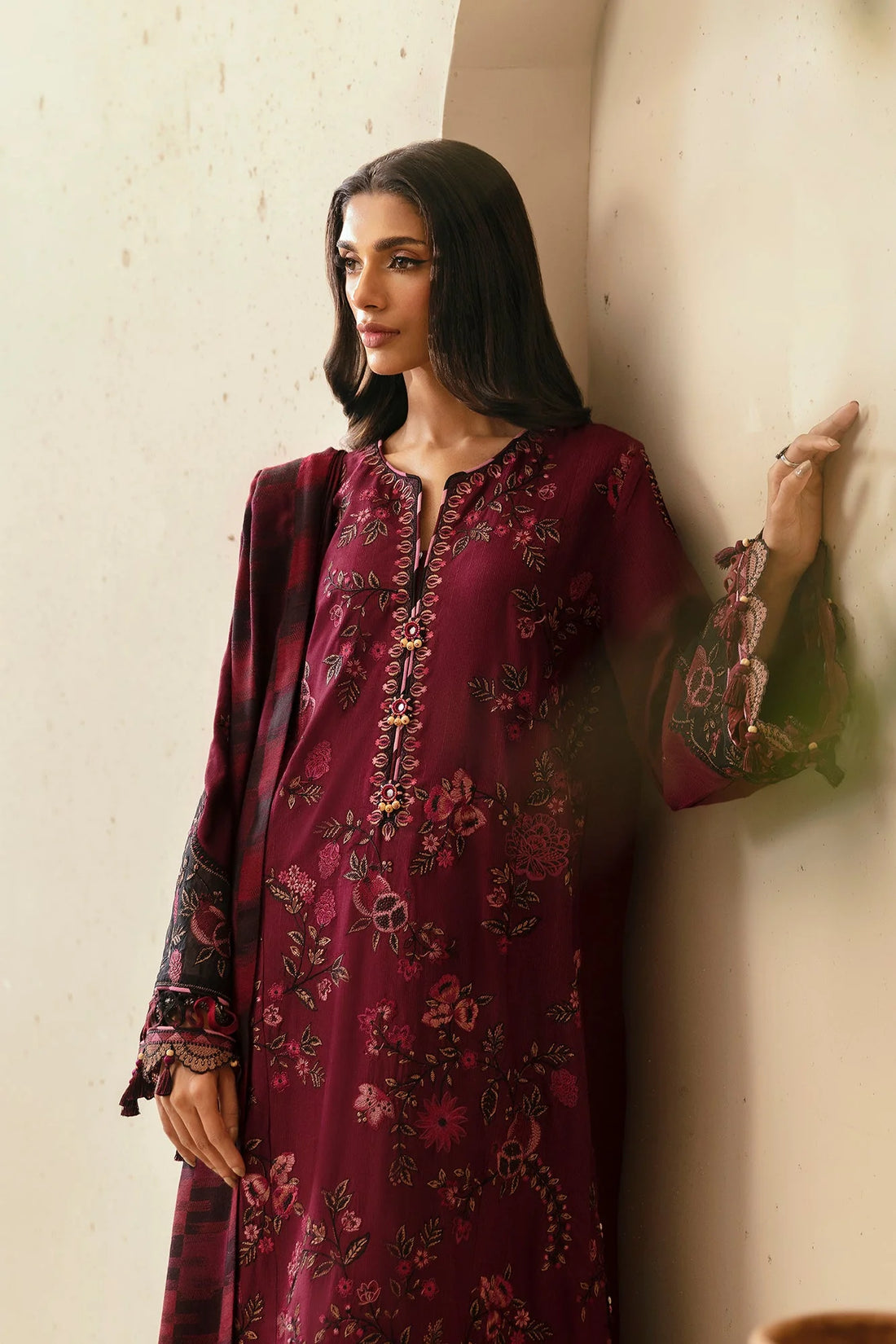 Unstitched Embroidered Winter 3Pc Suit