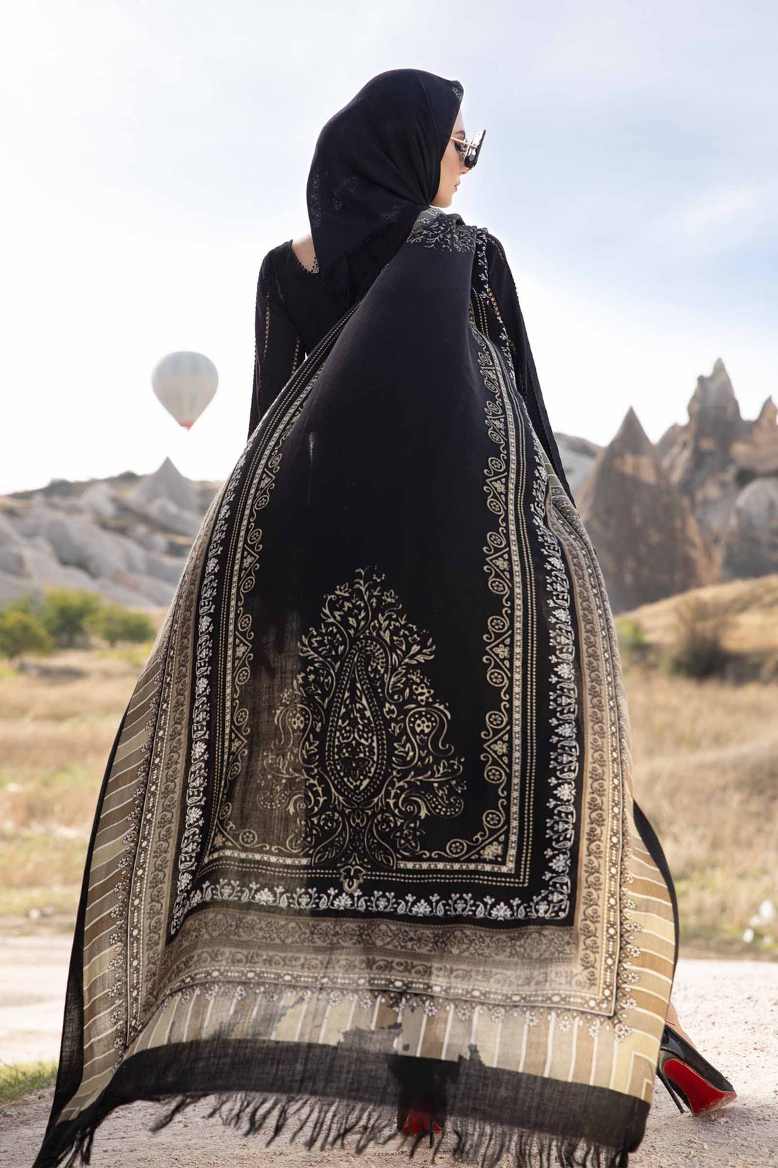 Unstitched Embroidered Winter 3Pc Suit