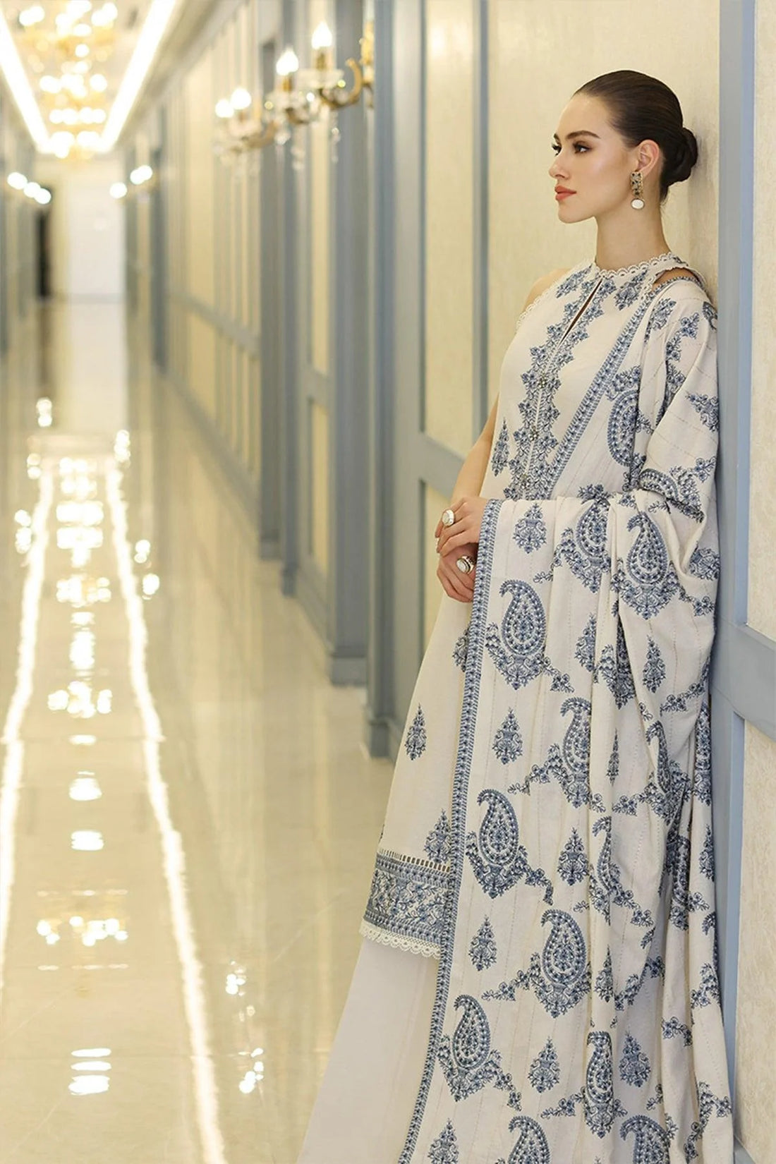 Unstitched Embroidered Winter 3Pc Suit