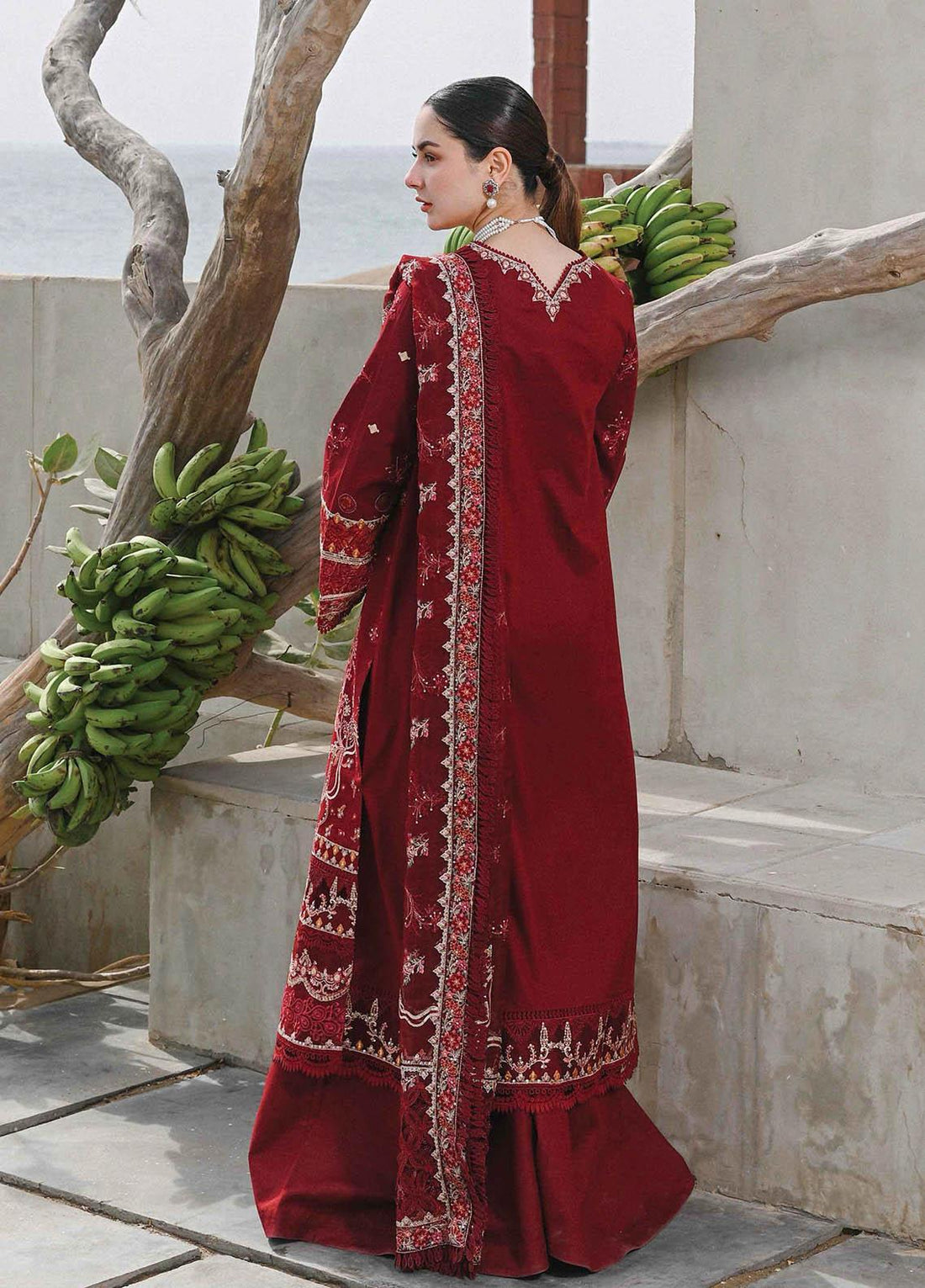 Unstitched Embroidered Winter 3Pc Suit