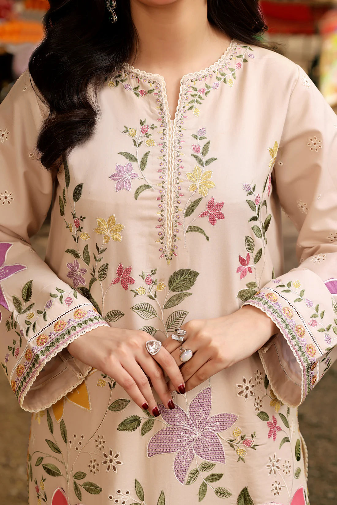 Unstitched Embroidered Lawn 3Pc Suit