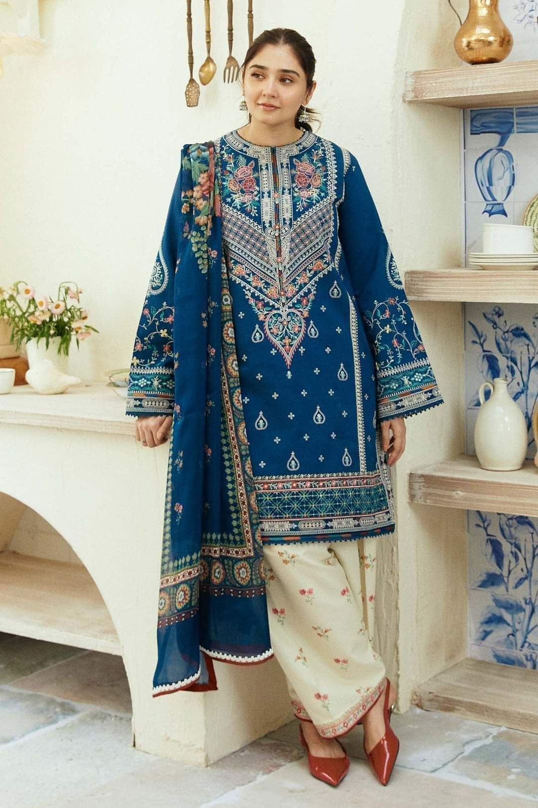 Unstitched Embroidered Lawn 3Pc Suit
