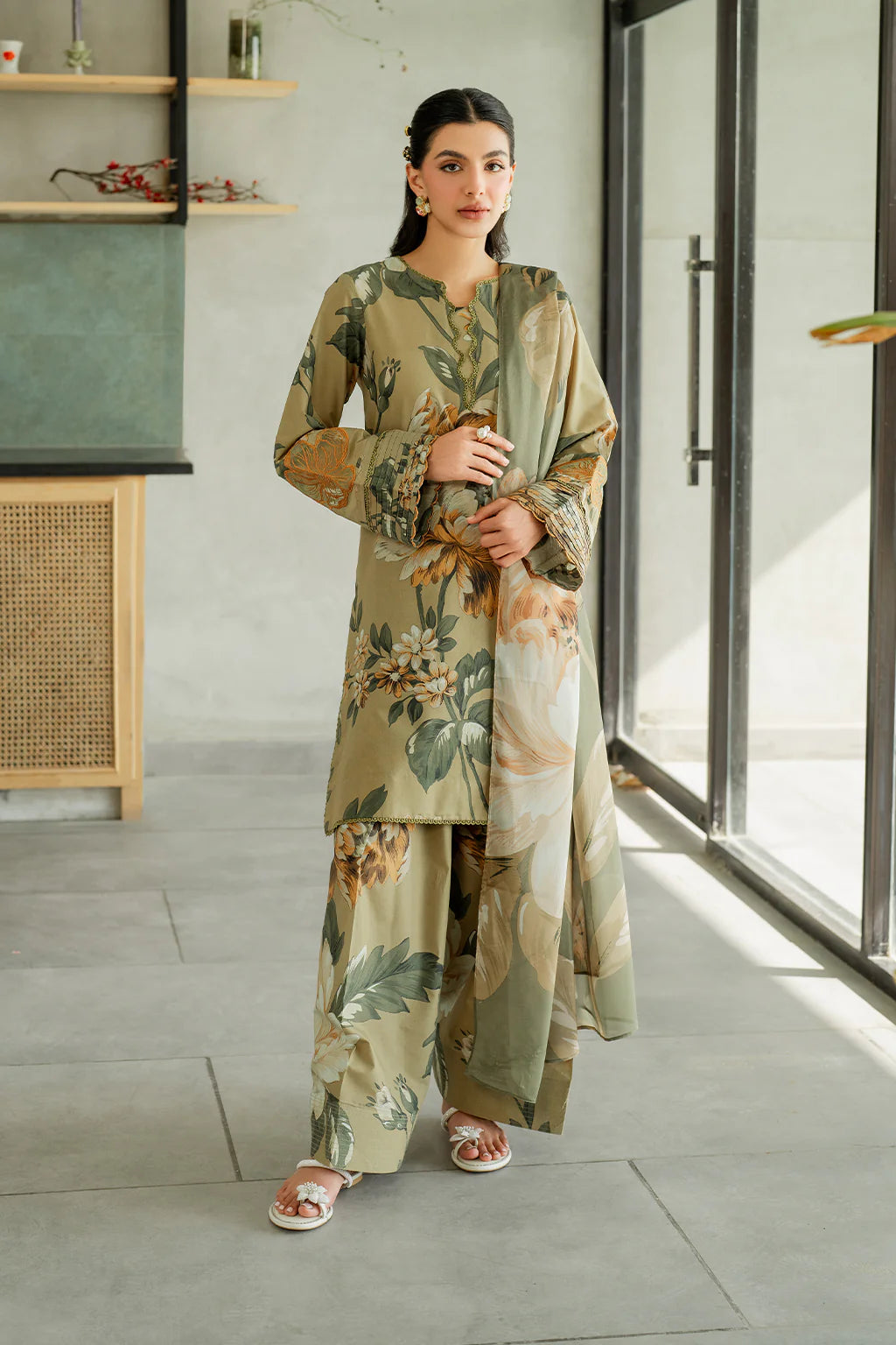 Unstitched Digital Printed Lawn 3Pc Suit