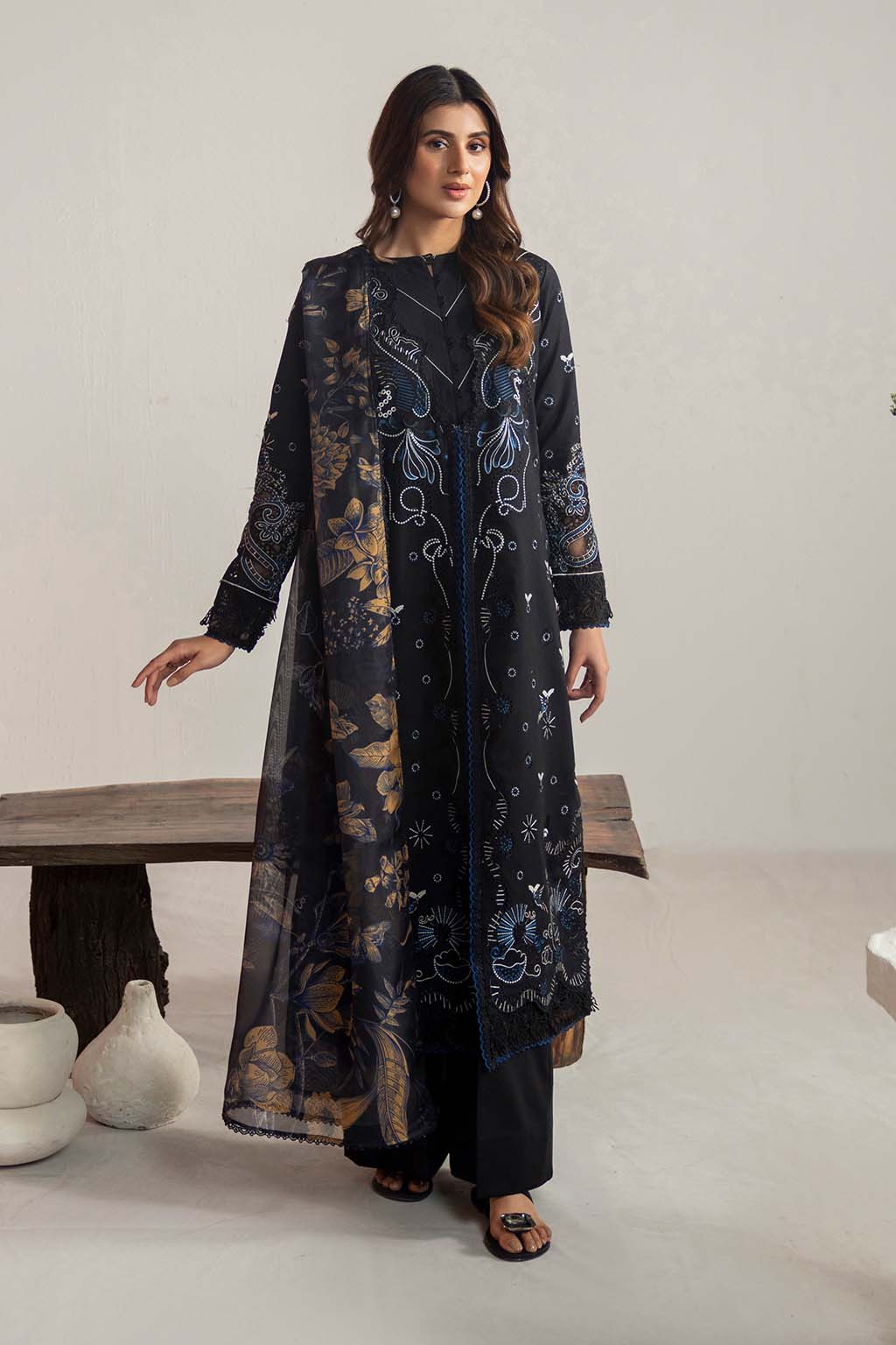 Unstitched Embroidered Winter 3Pc Suit