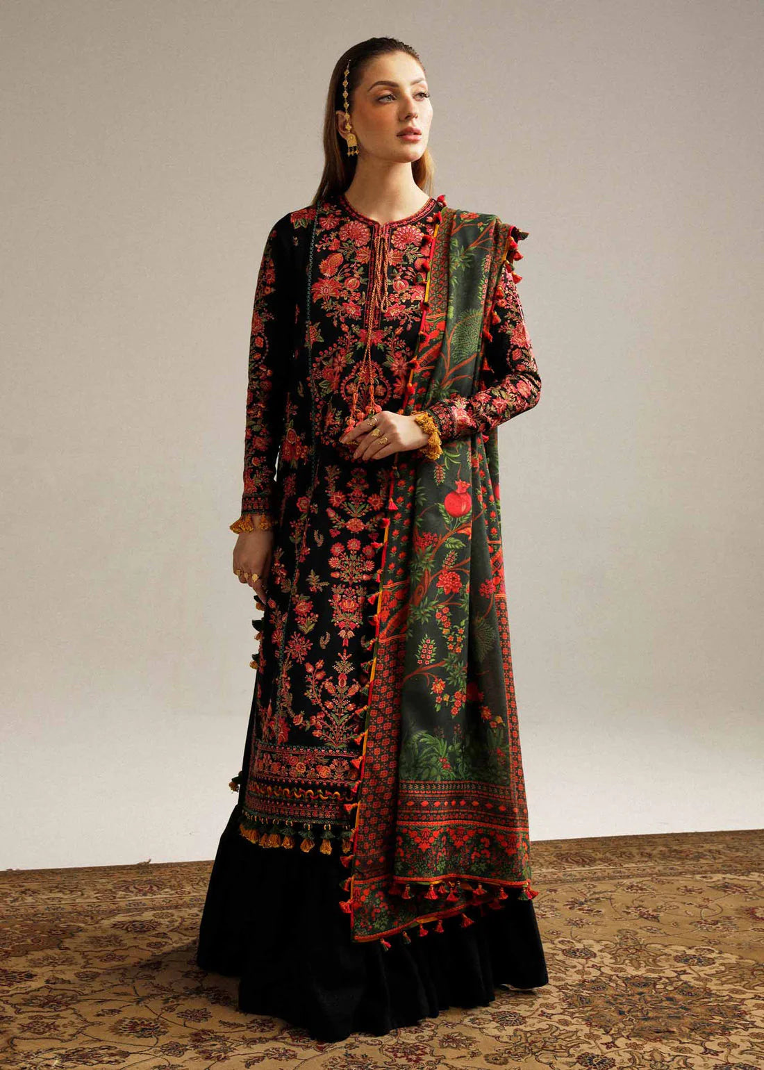Unstitched Embroidered Lawn 3Pc Suit