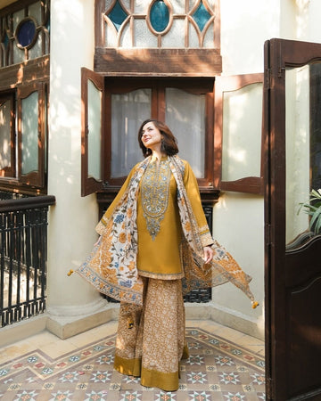 Unstitched Embroidered Winter 3Pc Suit