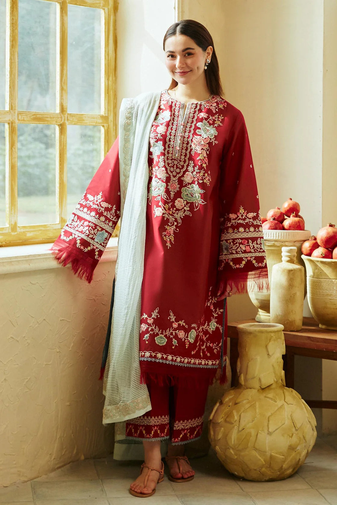 Unstitched Embroidered Lawn 3Pc Suit